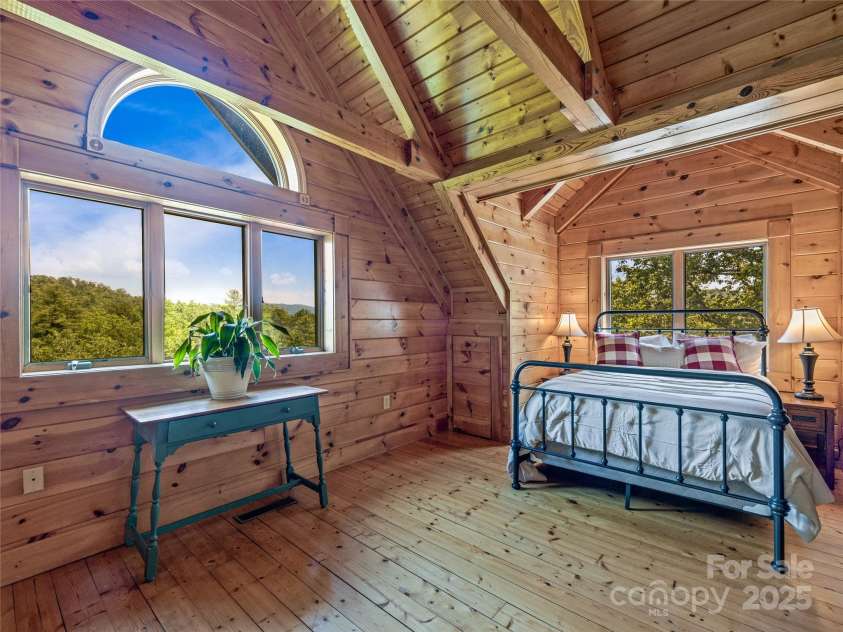220 Circle Pines Drive, Rosman, NC 28772.  MLS# CAR4279416, YatesRealty ID 3289. 