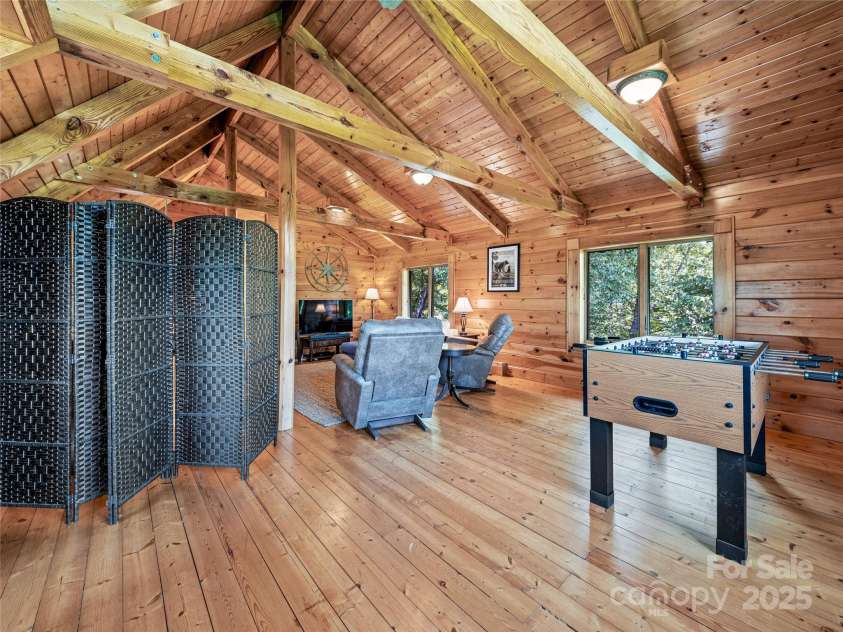 220 Circle Pines Drive, Rosman, NC 28772.  MLS# CAR4279416, YatesRealty ID 3289. 