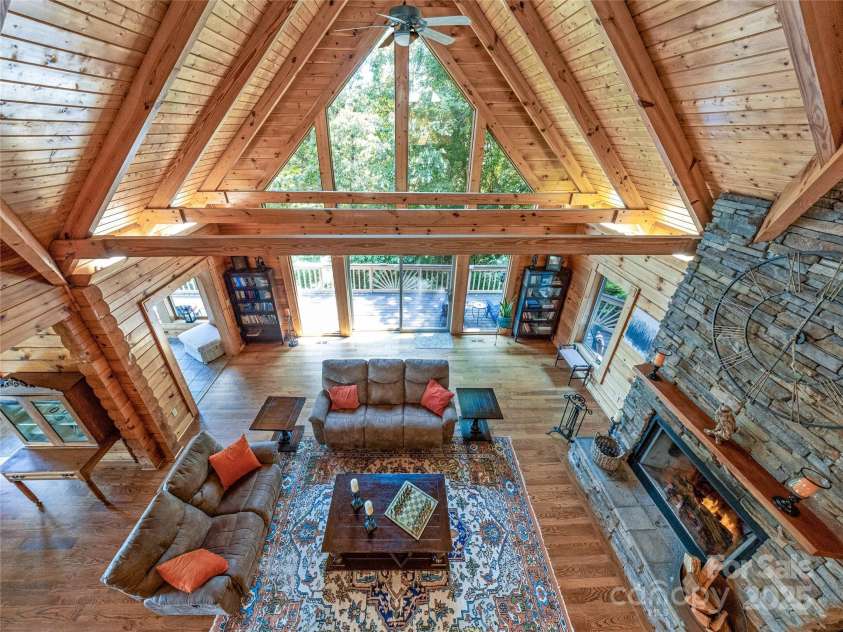 220 Circle Pines Drive, Rosman, NC 28772.  MLS# CAR4279416, YatesRealty ID 3289. 