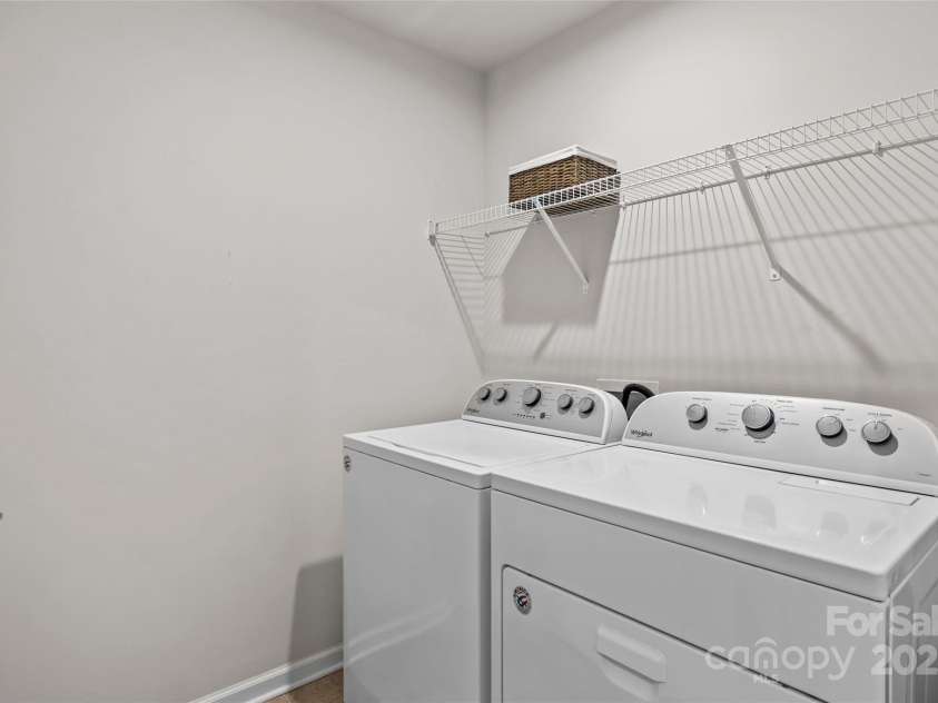 3140 Major Samuals Way, Charlotte, NC 28208.  MLS# CAR4289766, YatesRealty ID 32891. 