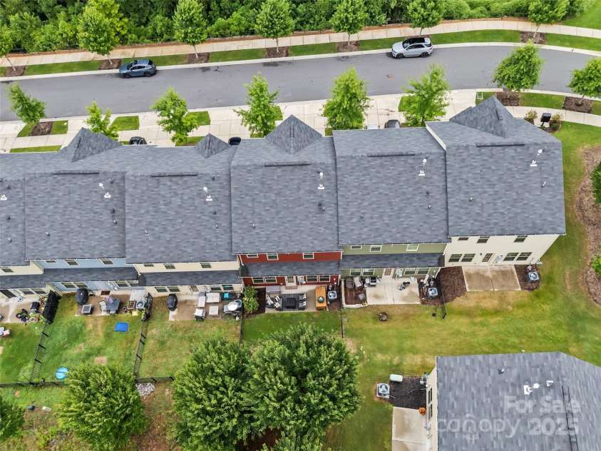 3140 Major Samuals Way, Charlotte, NC 28208.  MLS# CAR4289766, YatesRealty ID 32891. 