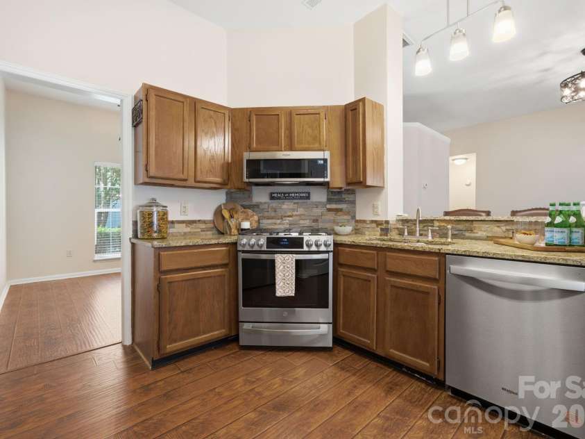5701 Ebley Lane, Charlotte, NC 28227.  MLS# CAR4390398, YatesRealty ID 32891. 
