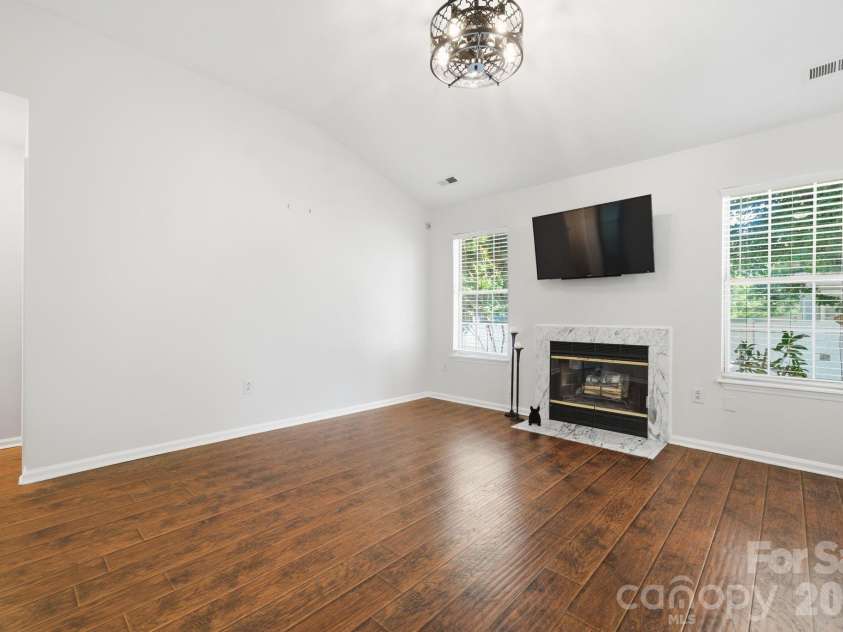 5701 Ebley Lane, Charlotte, NC 28227.  MLS# CAR4390398, YatesRealty ID 32891. Living room