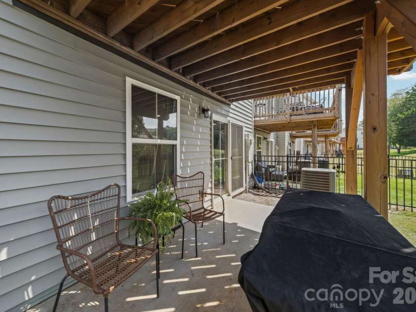 2534 Grantham Place Drive, Fort Mill, SC 29715.  MLS# CAR4393434, YatesRealty ID 32894. 
