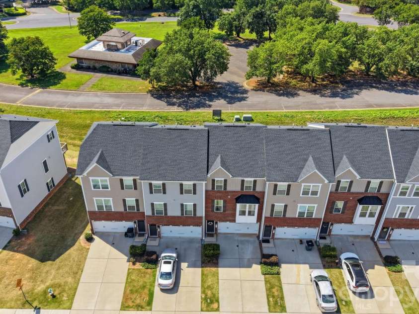 2534 Grantham Place Drive, Fort Mill, SC 29715.  MLS# CAR4393434, YatesRealty ID 32894. 