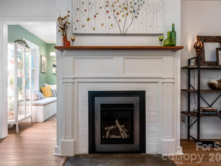182 Brevard Road, Asheville, NC 28806.  MLS# CAR4396678, YatesRealty ID 32895. 