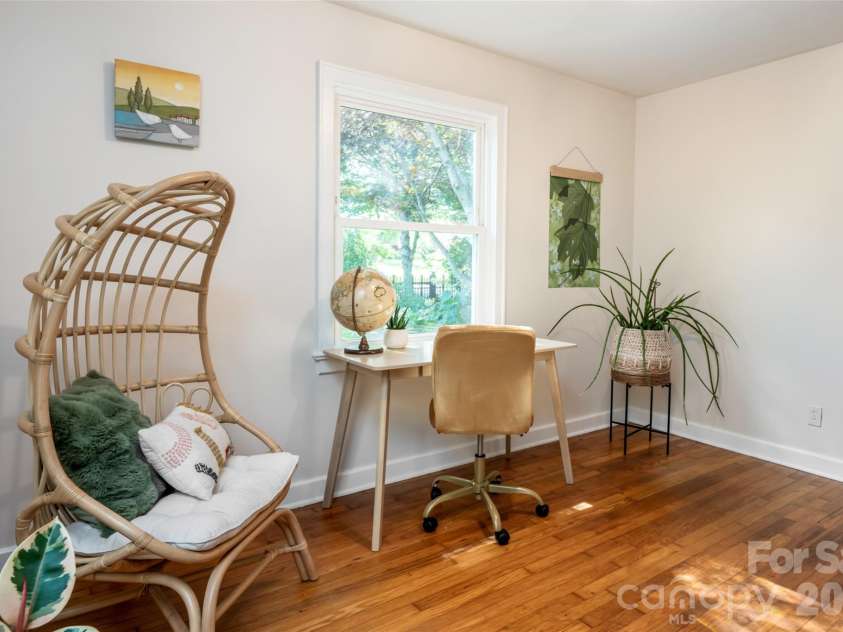 182 Brevard Road, Asheville, NC 28806.  MLS# CAR4396678, YatesRealty ID 32895. 