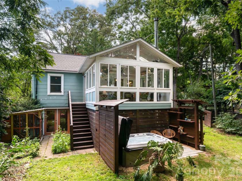 182 Brevard Road, Asheville, NC 28806.  MLS# CAR4396678, YatesRealty ID 32895. 