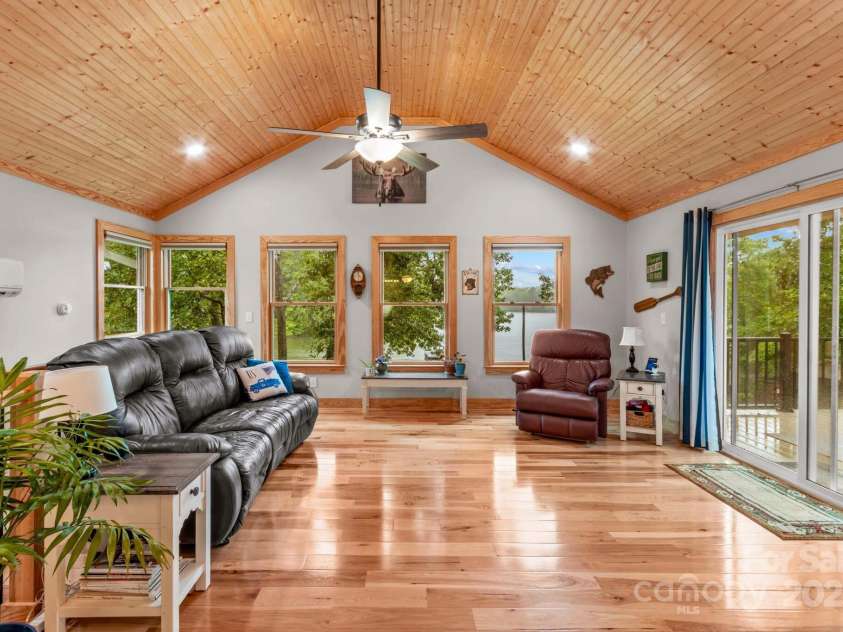 260 Knollwood Drive, Salisbury, NC 28146.  MLS# CAR4289312, YatesRealty ID 32896. 