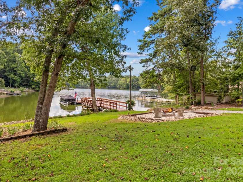 260 Knollwood Drive, Salisbury, NC 28146.  MLS# CAR4289312, YatesRealty ID 32896. 