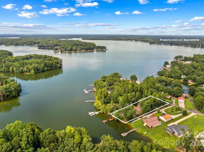 260 Knollwood Drive, Salisbury, NC 28146.  MLS# CAR4289312, YatesRealty ID 32896. 