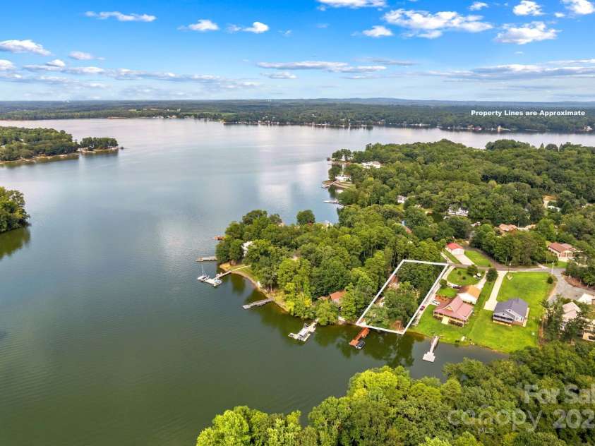 260 Knollwood Drive, Salisbury, NC 28146.  MLS# CAR4289312, YatesRealty ID 32896. 