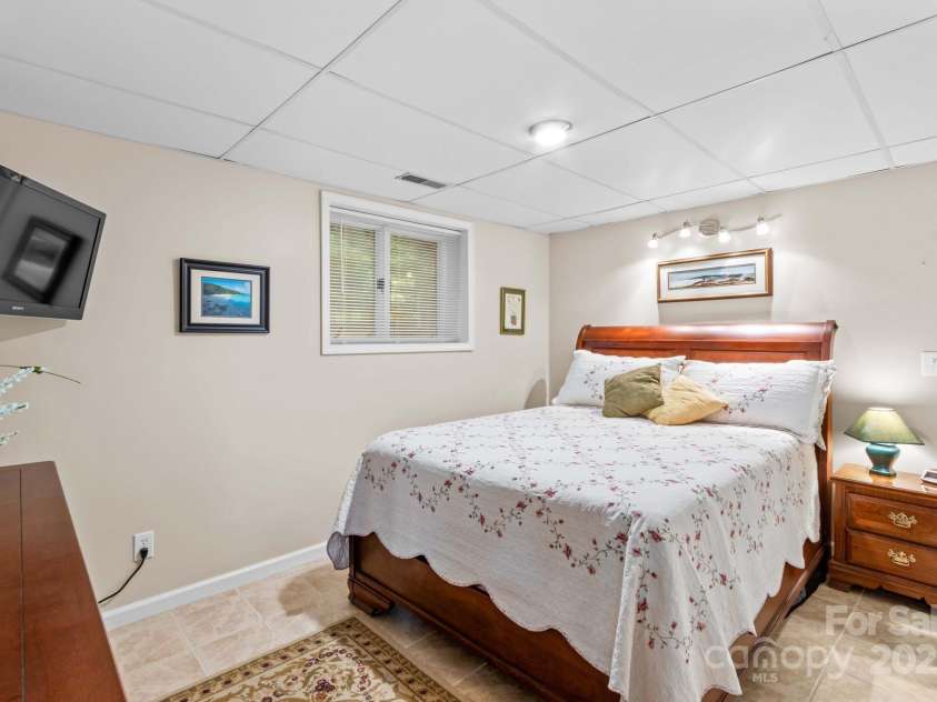 260 Knollwood Drive, Salisbury, NC 28146.  MLS# CAR4289312, YatesRealty ID 32896. Lower level Guest bedroom