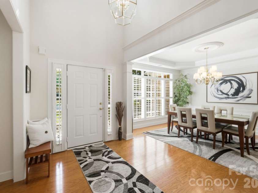 4814 King Arthur Drive, Charlotte, NC 28277.  MLS# CAR4391428, YatesRealty ID 32896. 