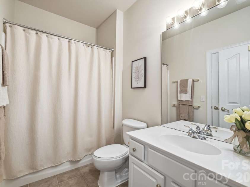 4814 King Arthur Drive, Charlotte, NC 28277.  MLS# CAR4391428, YatesRealty ID 32896. 