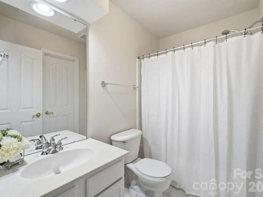 4814 King Arthur Drive, Charlotte, NC 28277.  MLS# CAR4391428, YatesRealty ID 32896. 