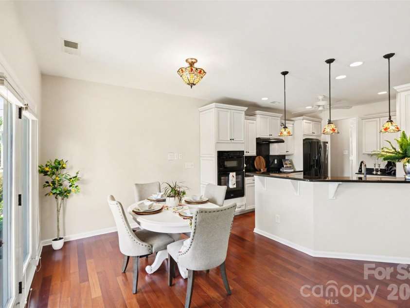 3043 Burgess Drive, Lancaster, SC 29720.  MLS# CAR4339809, YatesRealty ID 32898. Breakfast area and kitchen bar