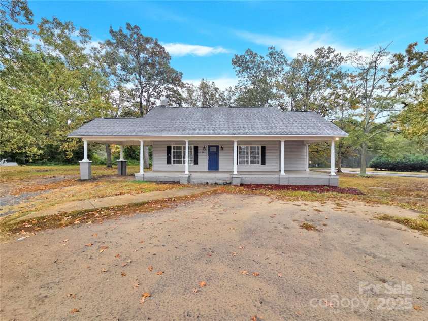 1241 Lafayette Street, Shelby, NC 28152.  MLS# CAR4315337, YatesRealty ID 329. 