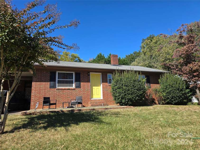 72 Marshdale Avenue, Concord, NC 28025.  MLS# CAR4207671, YatesRealty ID 329. 