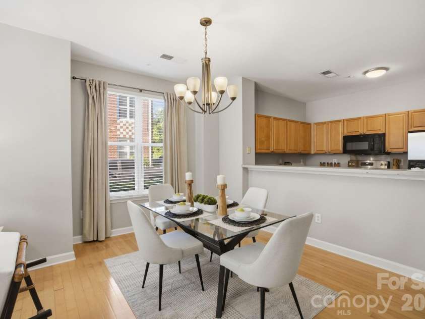 713 Northeast Drive, Davidson, NC 28036.  MLS# CAR4389664, YatesRealty ID 32900. 