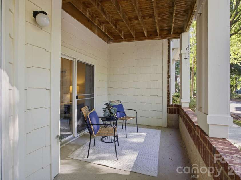 713 Northeast Drive, Davidson, NC 28036.  MLS# CAR4389664, YatesRealty ID 32900. 
