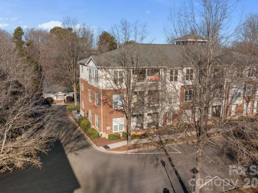 713 Northeast Drive, Davidson, NC 28036.  MLS# CAR4389664, YatesRealty ID 32900. 