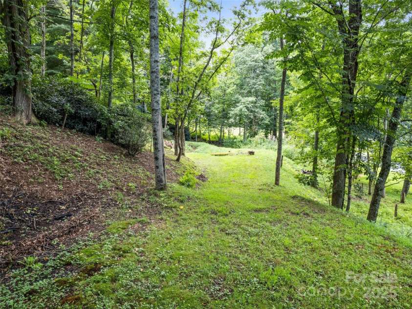752 Frank Mehaffey Road, Maggie Valley, NC 28751.  MLS# CAR4293476, YatesRealty ID 32900. 