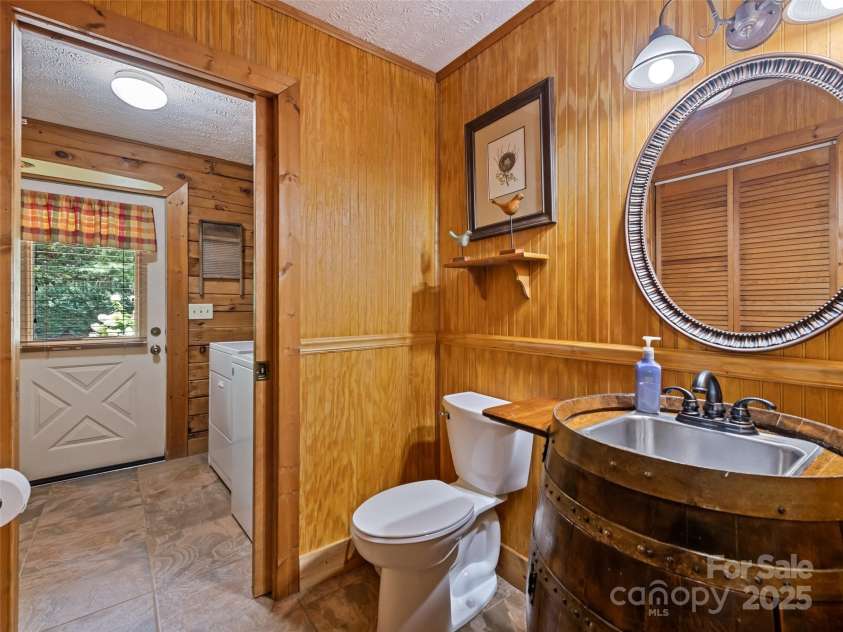752 Frank Mehaffey Road, Maggie Valley, NC 28751.  MLS# CAR4293476, YatesRealty ID 32900. 