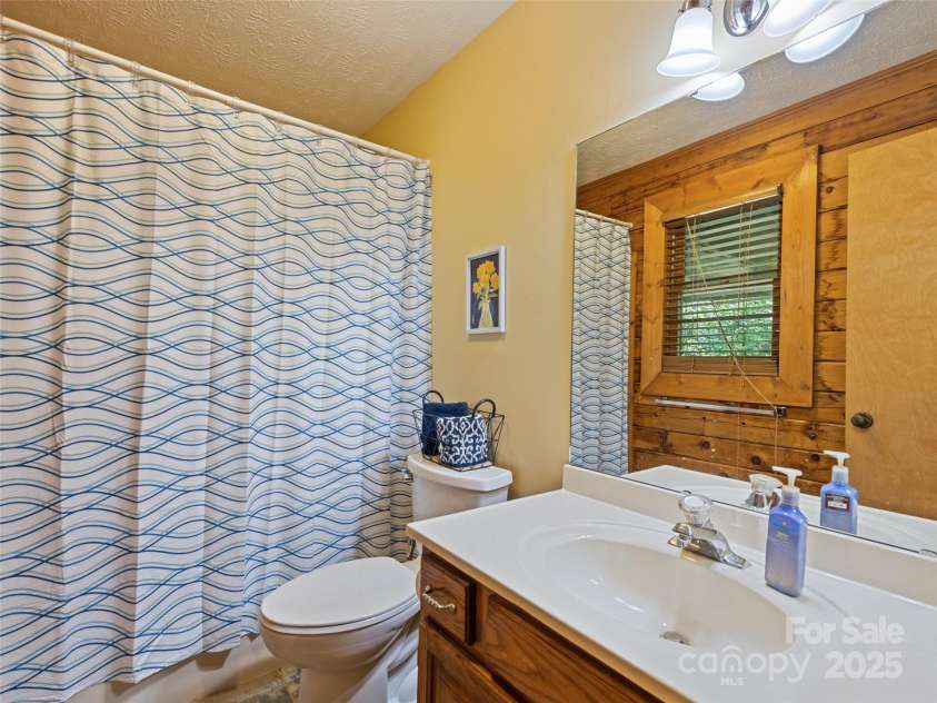 752 Frank Mehaffey Road, Maggie Valley, NC 28751.  MLS# CAR4293476, YatesRealty ID 32900. 
