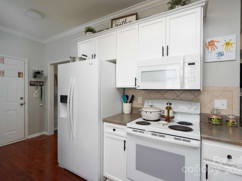 2327 Wednesbury Court, Kannapolis, NC 28083.  MLS# CAR4293172, YatesRealty ID 32901. 