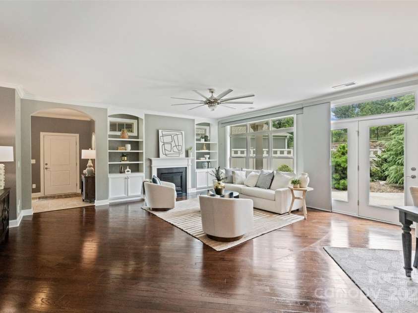 1281 Restoration Drive, Waxhaw, NC 28173.  MLS# CAR4274527, YatesRealty ID 32902. Everything is so accessible