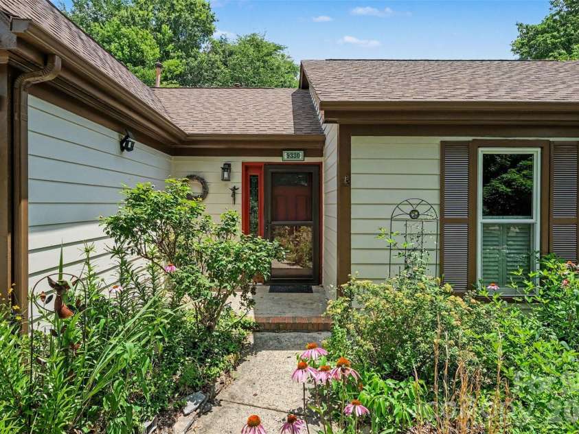 9330 Oren Thompson Road, Charlotte, NC 28213.  MLS# CAR4395111, YatesRealty ID 32902. 