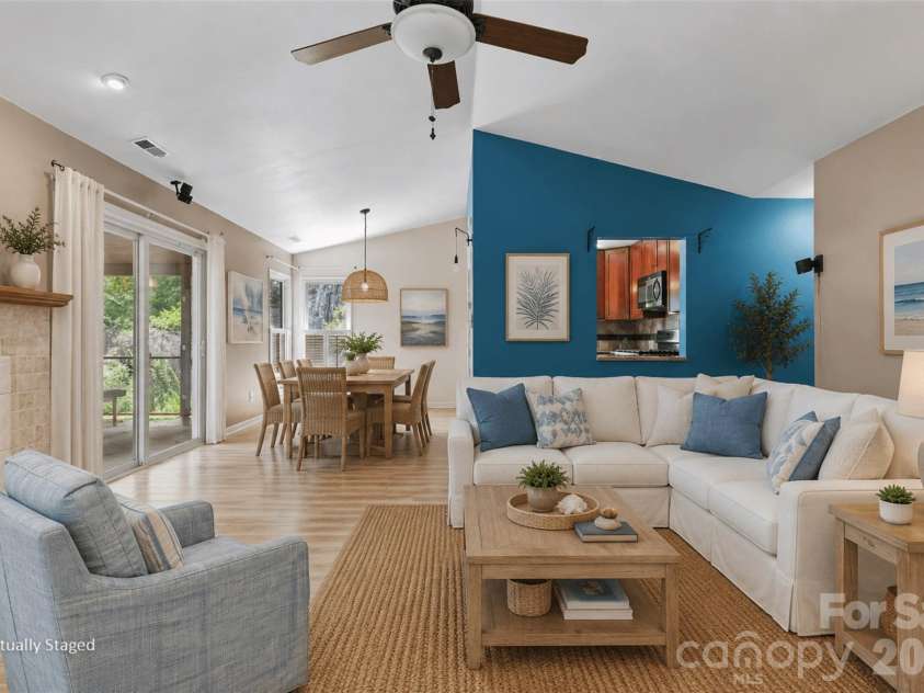 9330 Oren Thompson Road, Charlotte, NC 28213.  MLS# CAR4395111, YatesRealty ID 32902. 
