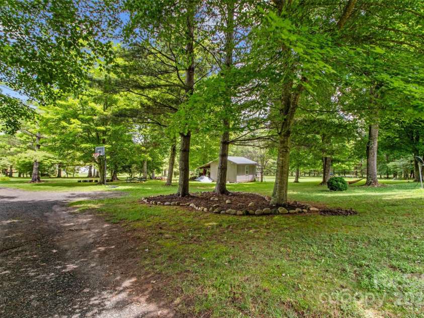 241 Upper Browns Creek Road, Burnsville, NC 28714.  MLS# CAR4293411, YatesRealty ID 32903. 
