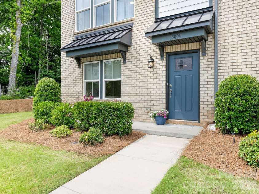 15004 Bayou Drive, Charlotte, NC 28277.  MLS# CAR4392564, YatesRealty ID 32905. 