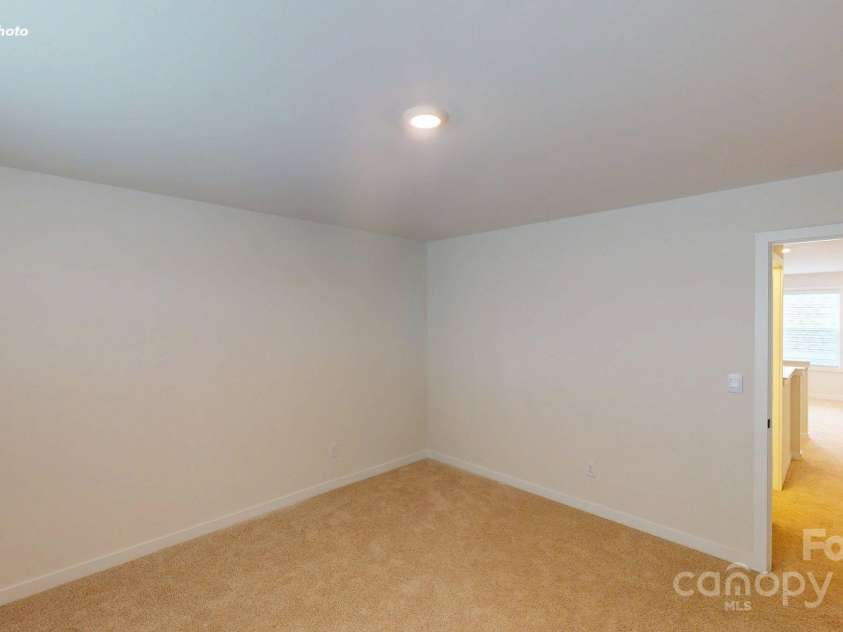 2077 Skyhawk Drive, York, SC 29745.  MLS# CAR4293521, YatesRealty ID 32906. 