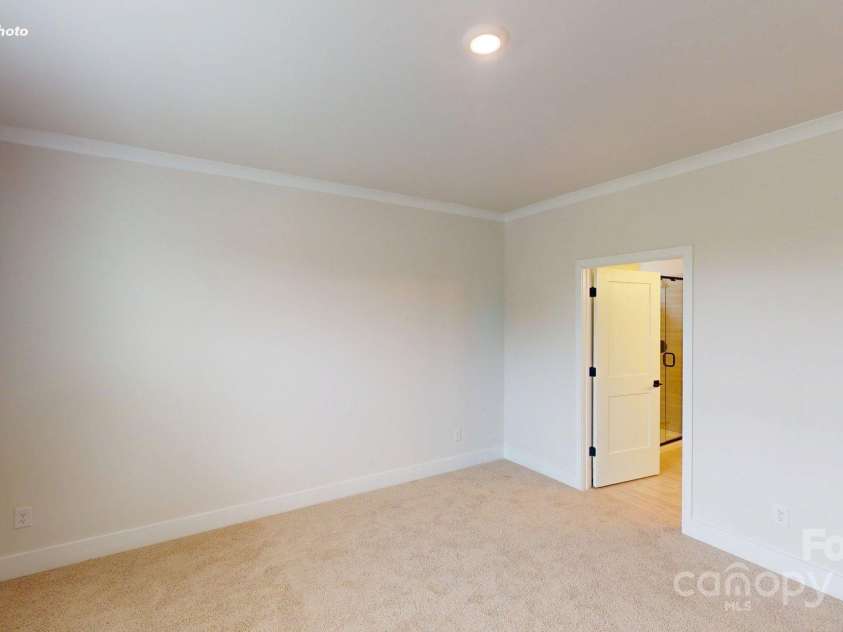 2077 Skyhawk Drive, York, SC 29745.  MLS# CAR4293521, YatesRealty ID 32906. 