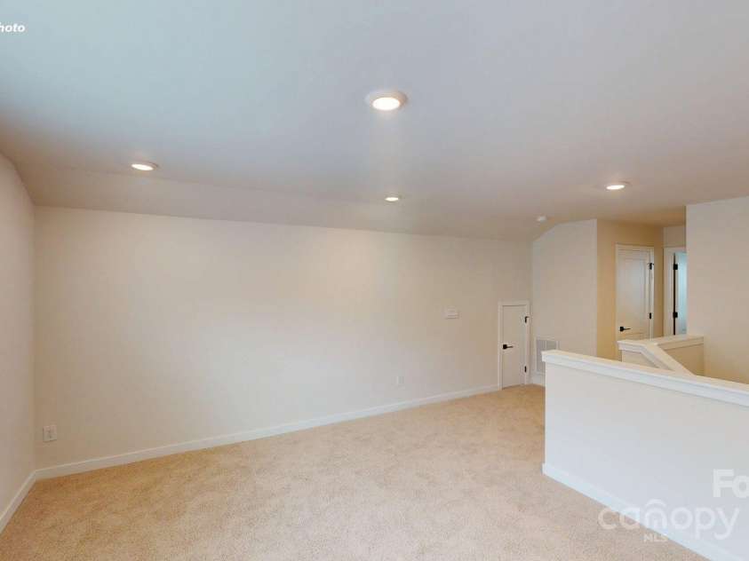 2077 Skyhawk Drive, York, SC 29745.  MLS# CAR4293521, YatesRealty ID 32906. 