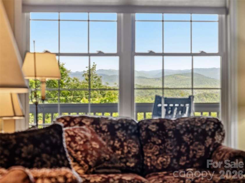 29 Panther Ridge Road, Brevard, NC 28712.  MLS# CAR4380479, YatesRealty ID 32906. 