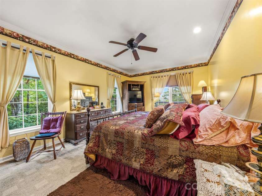 29 Panther Ridge Road, Brevard, NC 28712.  MLS# CAR4380479, YatesRealty ID 32906. 