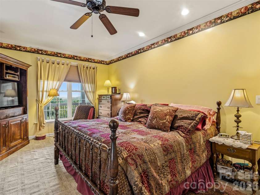 29 Panther Ridge Road, Brevard, NC 28712.  MLS# CAR4380479, YatesRealty ID 32906. 
