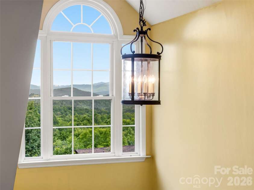 29 Panther Ridge Road, Brevard, NC 28712.  MLS# CAR4380479, YatesRealty ID 32906. 