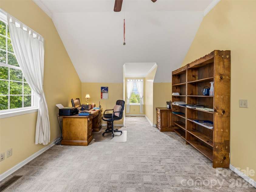 29 Panther Ridge Road, Brevard, NC 28712.  MLS# CAR4380479, YatesRealty ID 32906. 