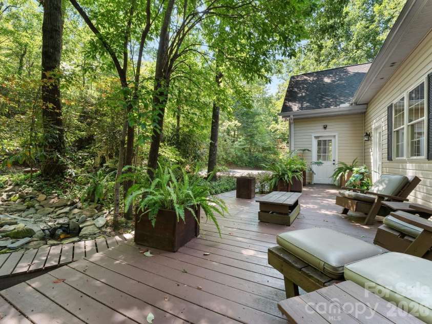 29 Panther Ridge Road, Brevard, NC 28712.  MLS# CAR4421618, YatesRealty ID 32906. 