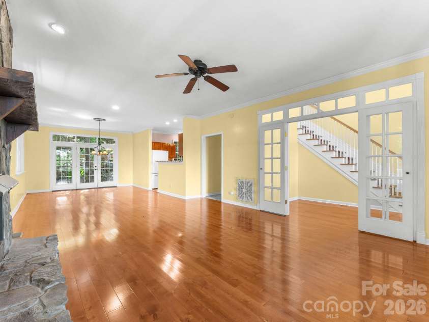 29 Panther Ridge Road, Brevard, NC 28712.  MLS# CAR4421618, YatesRealty ID 32906. 