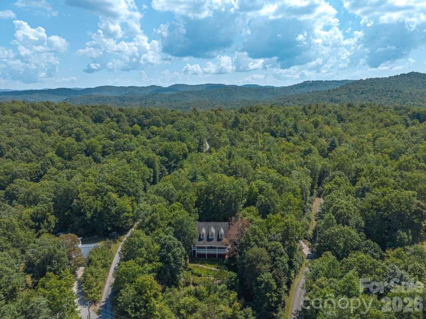 29 Panther Ridge Road, Brevard, NC 28712.  MLS# CAR4421618, YatesRealty ID 32906. 