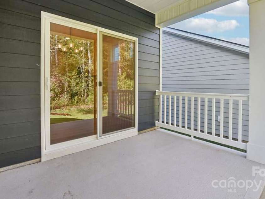 2074 Skyhawk Drive, York, SC 29745.  MLS# CAR4293530, YatesRealty ID 32907. 