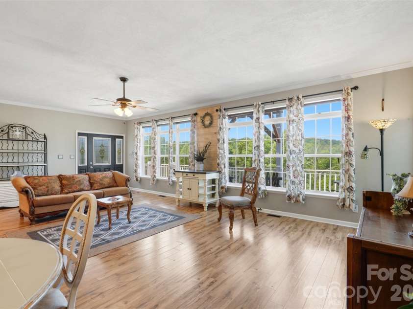 631 Sedona Drive, Nebo, NC 28761.  MLS# CAR4380400, YatesRealty ID 32909. 