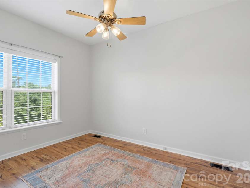 631 Sedona Drive, Nebo, NC 28761.  MLS# CAR4380400, YatesRealty ID 32909. 