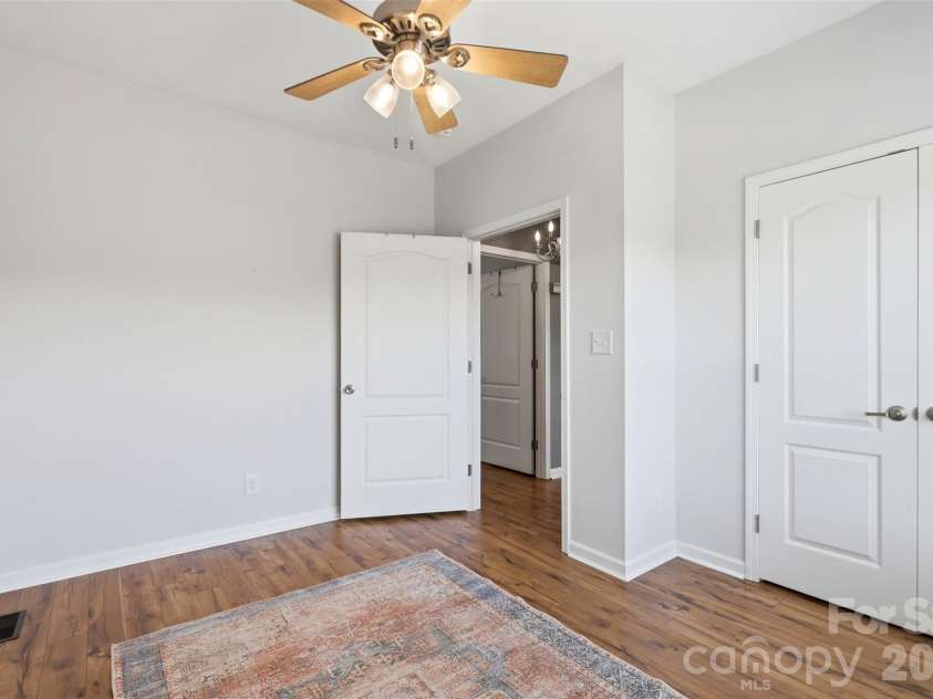 631 Sedona Drive, Nebo, NC 28761.  MLS# CAR4380400, YatesRealty ID 32909. 